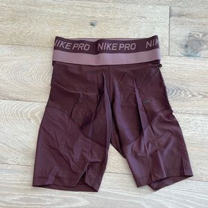 Nike pro hypercool shorts